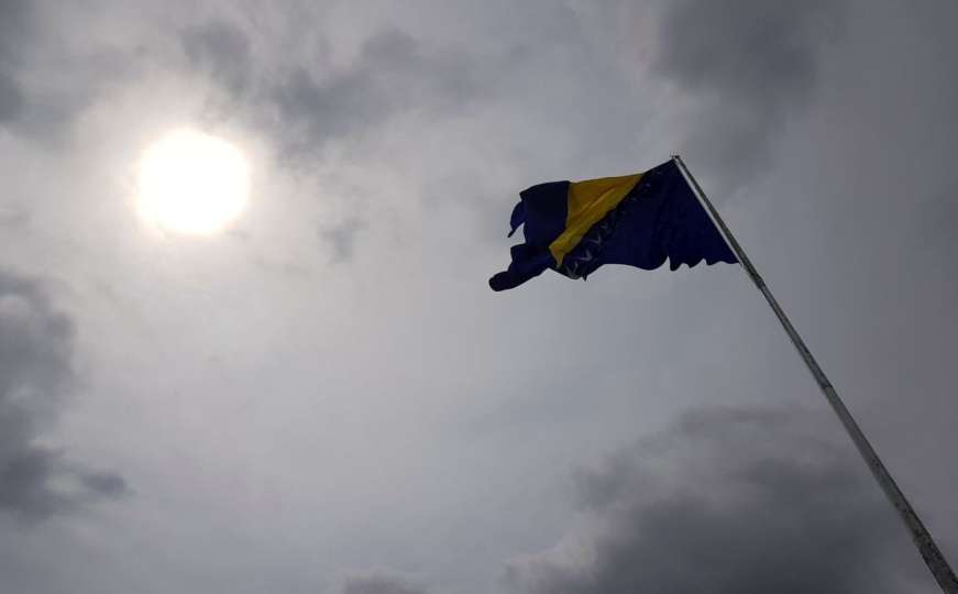 U Tešnju 10. maja podizanje najveće zastave BiH